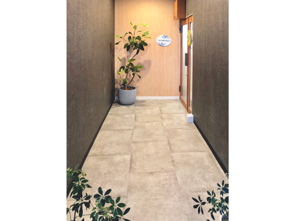 店舗入り口の様子